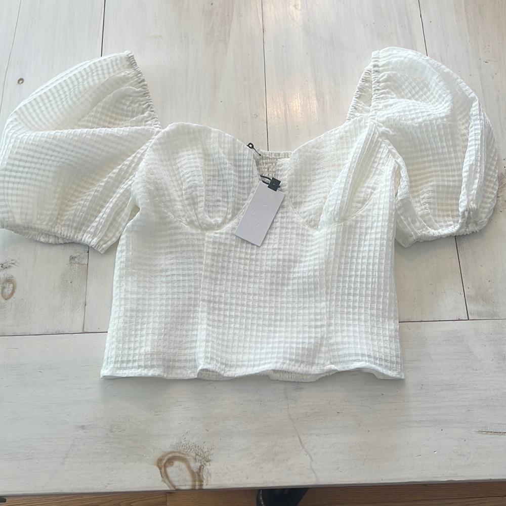 ASTR- Daydreamer Blouse white size Large NWT